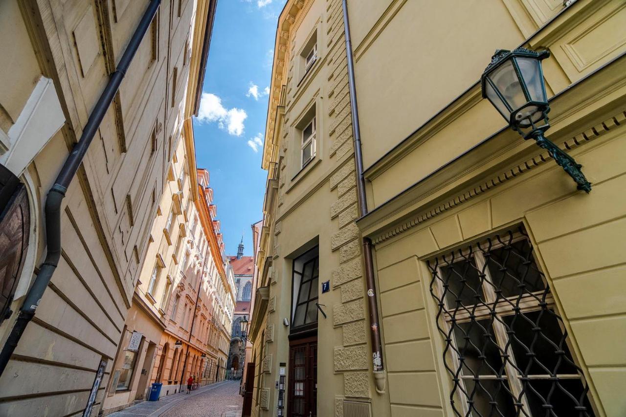 Apts In Old Town Prague By Michal&Friends Экстерьер фото