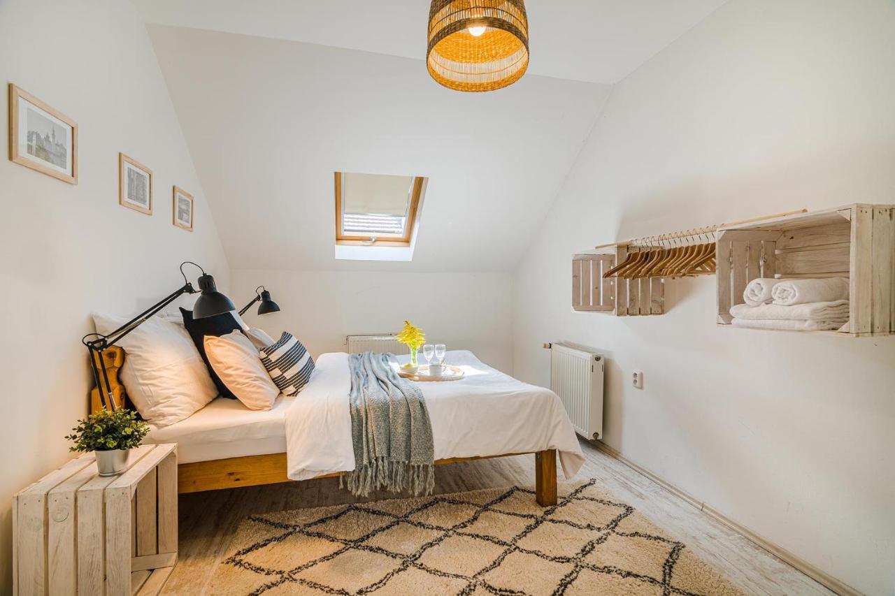 Apts In Old Town Prague By Michal&Friends Экстерьер фото