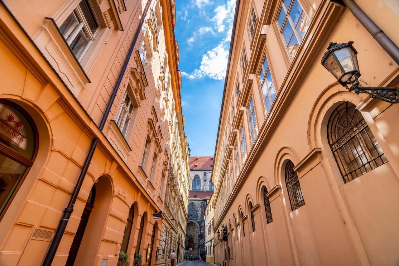 Apts In Old Town Prague By Michal&Friends Экстерьер фото