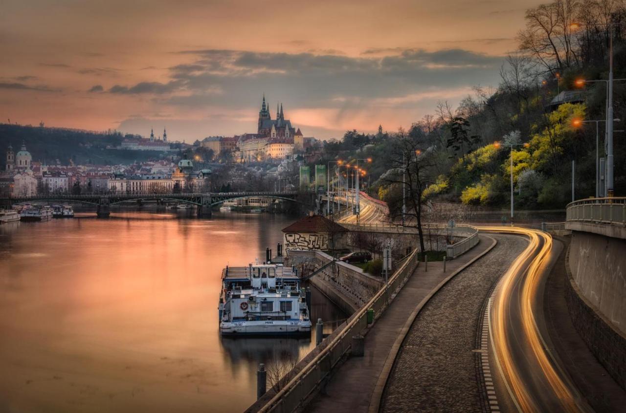 Apts In Old Town Prague By Michal&Friends Экстерьер фото