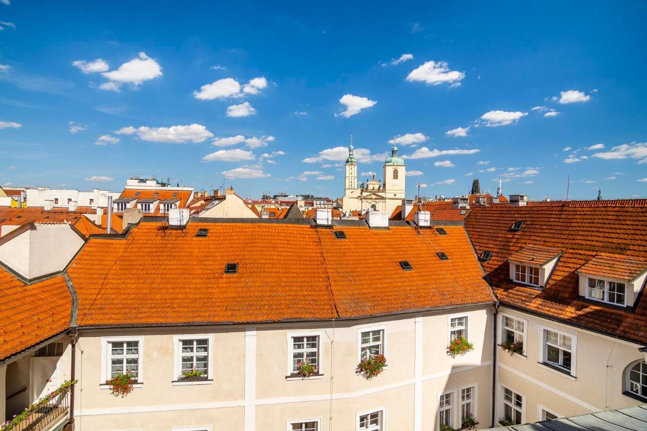 Apts In Old Town Prague By Michal&Friends Экстерьер фото