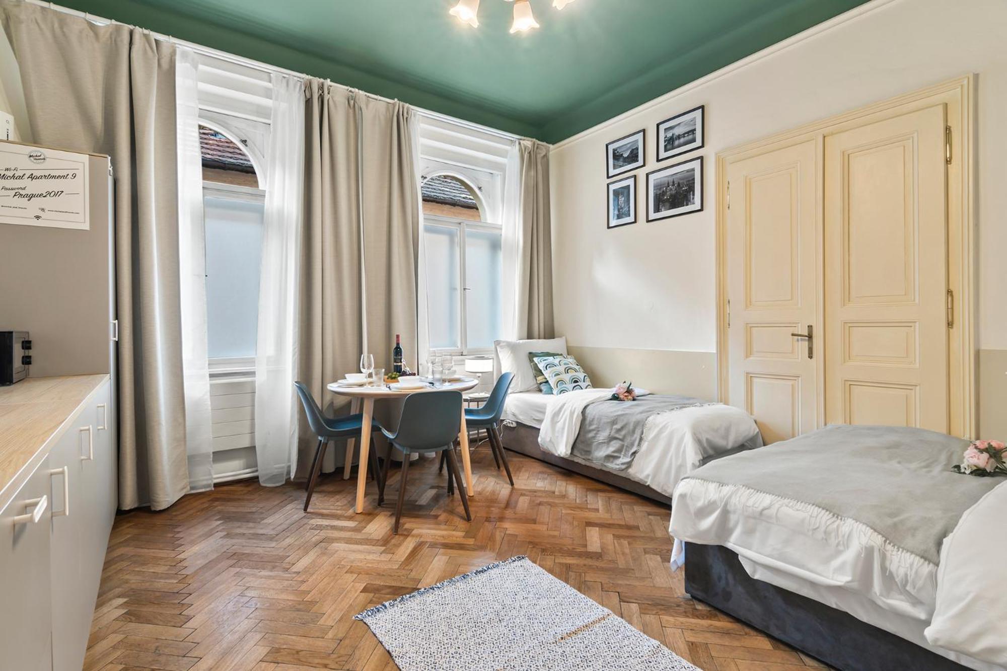Apts In Old Town Prague By Michal&Friends Экстерьер фото